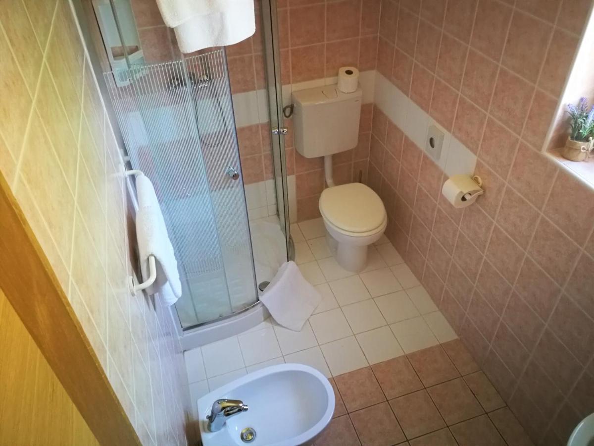 Apartments Bilic With Garden & Swimming Pool - 50M From The Beach Pjescana Uvala Exteriér fotografie
